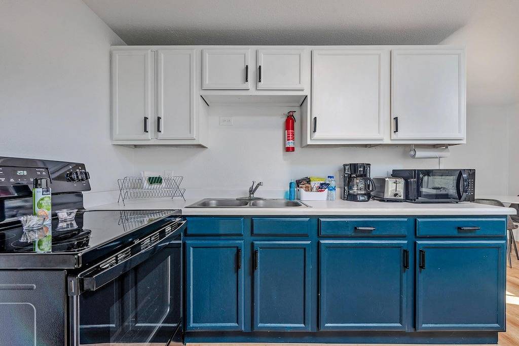 Ocean Shores cozy chalet located within steps from the beach in Ocean Shores Beach, Ocean Shores