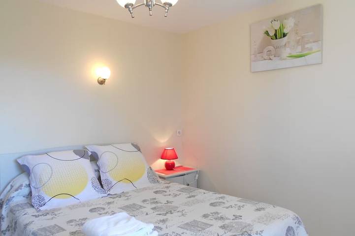 Apartamento entero, Cabaña independiente en la granja en las montañas panorama wifi gratuito in Arette, Béarn