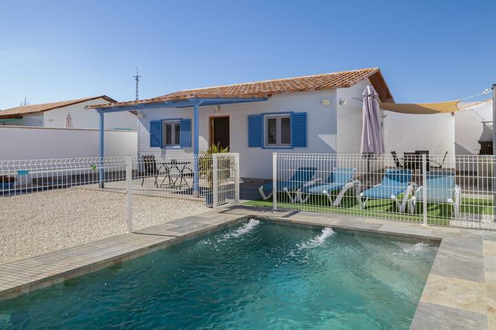 Ferienhaus 'Azul' mit privatem Pool, privatem Garten und WLAN in Conil de la Frontera, Costa de la Luz