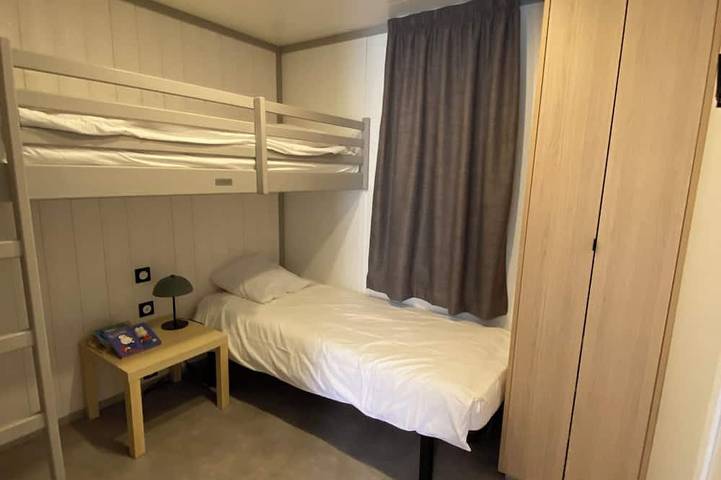 Gîte pour 4 personnes, avec piscine et jardin ainsi que sauna et terrasse à Saubrigues - 2