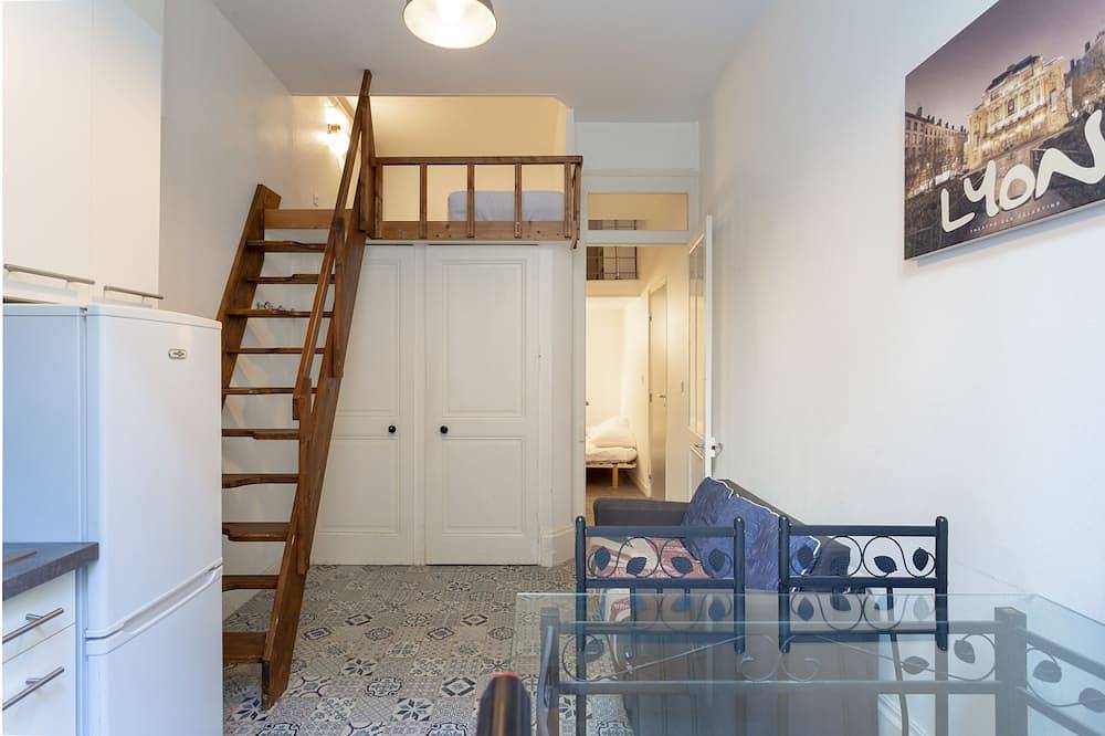 Apartamento entero, Two-room studio near Part Dieu in Lyon, Ródano