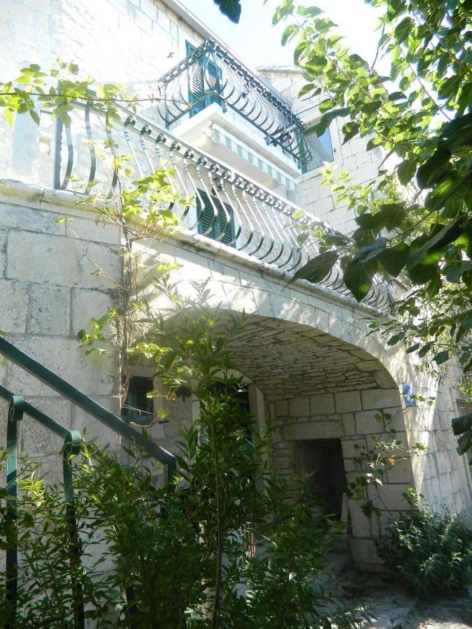 Villa Nikola in Punta Soline, Brela