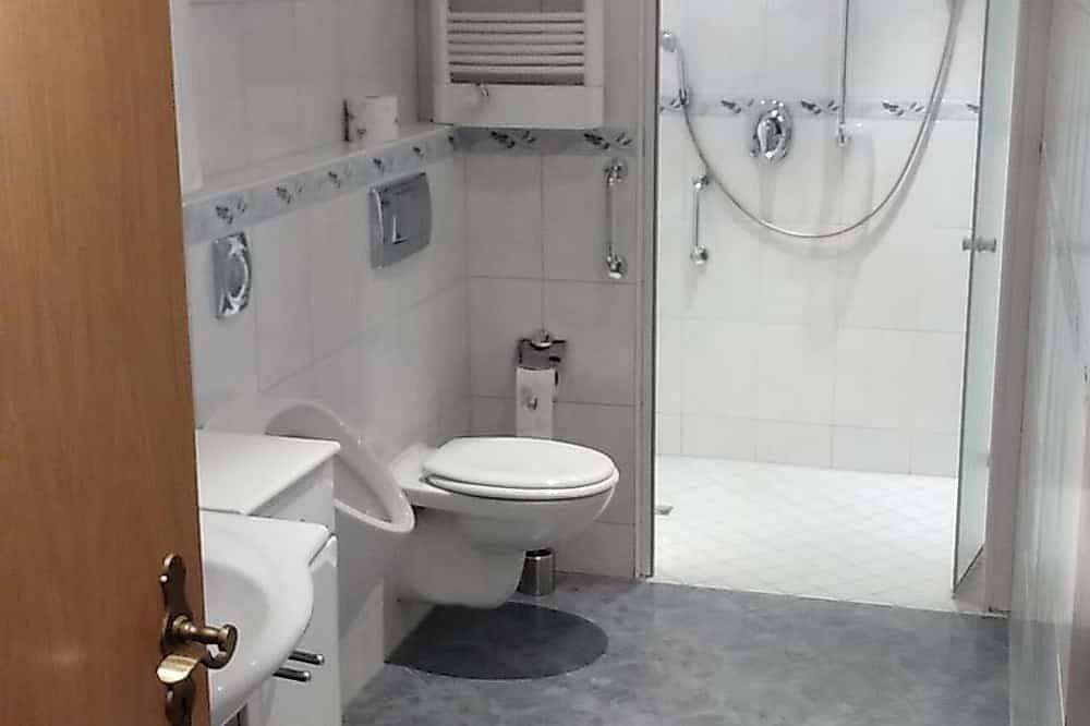Ganze Wohnung, Ferienwohnung Vreni - Fraenger Verena, Wh in Gersfeld, Rhön-Hessen