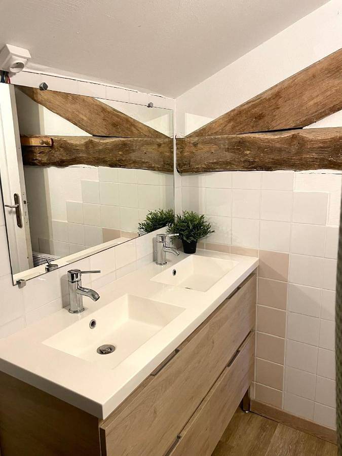Double Room in Grignols, Périgord Blanc
