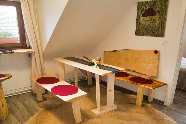 Vakantiewoning voor 3 personen, with Terras and Tuin as well as Uitzicht op het meer in Titisee