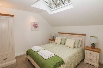 Log Cabin for 6 People in Bradfield, Peak District, Photo 3