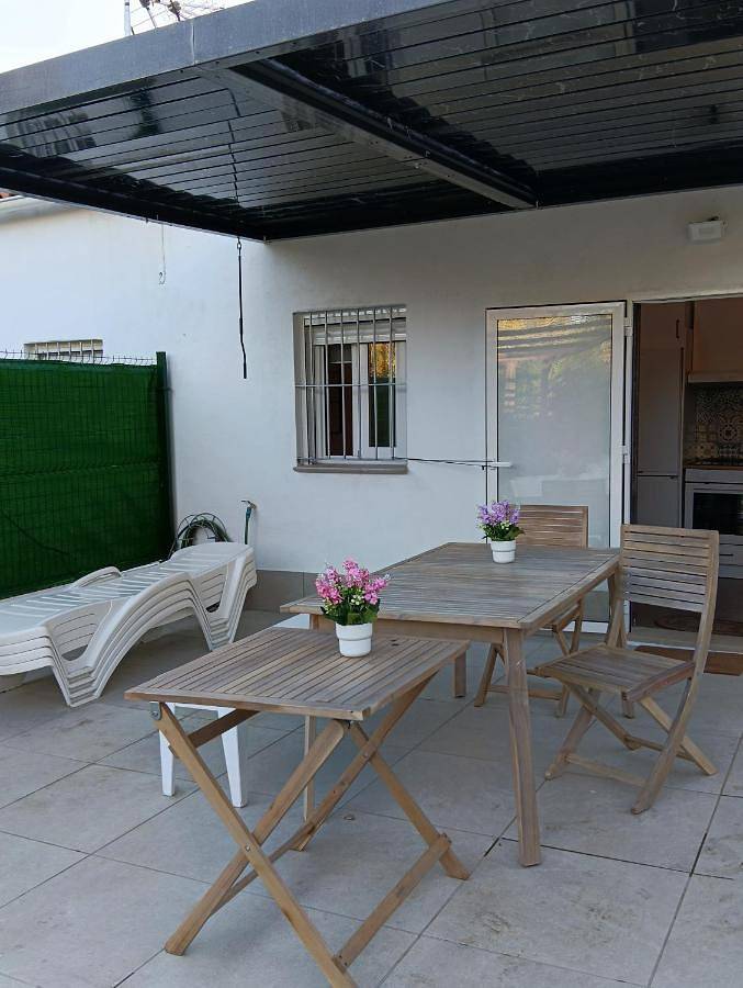 Casa rural para 5 personas, con piscina y jardín además de terraza y vistas, Se admiten mascotas en Galaroza