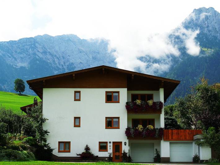 Ferienwohnung für 5 Personen, mit Balkon, kinderfreundlich in Walchsee