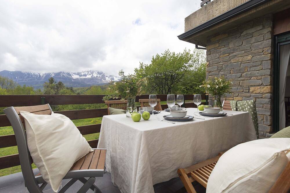 Appartement entier, Telera Terrace by Bevalle in Panticosa, Pyrénées espagnoles
