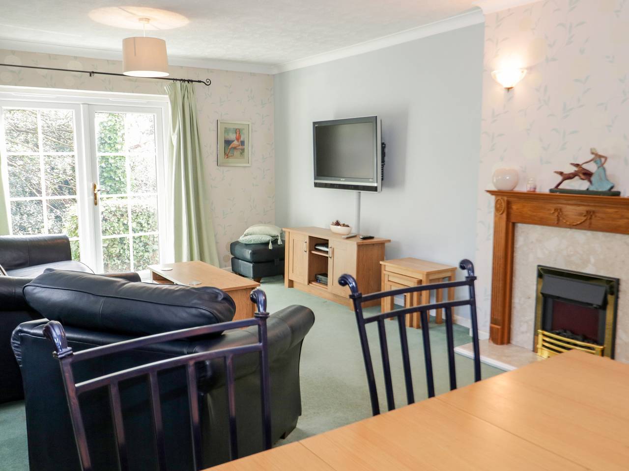 Entire apartment, Treetops in Rhos on Sea, Conwy region