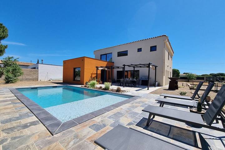 Ferienhaus für 11 Personen, mit Terrasse und Garten
