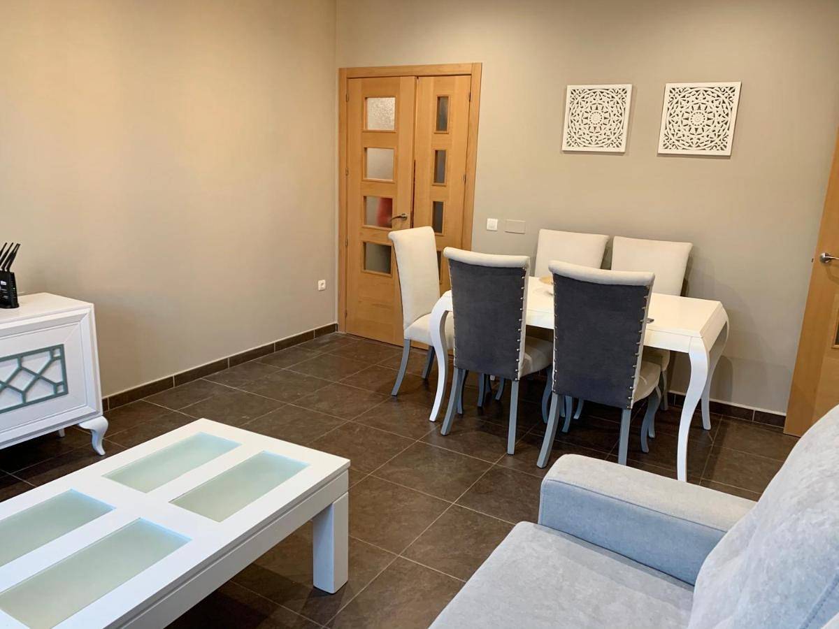 Appartement entier, Three-Bedroom Apartment in Lucena, Sierras Subbéticas