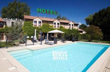 Hôtel pour 2 personnes, avec piscine et jardin, animaux acceptés à Claix