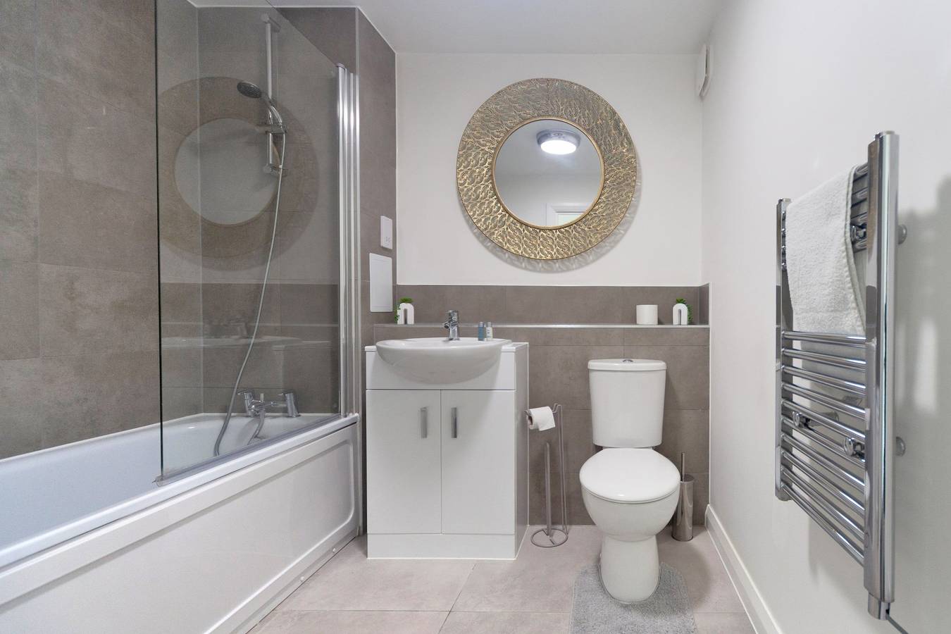 Appartement entier, Modern 1 Bedroom Apartment in Central Ashford in Ashford, Région d'Ashford