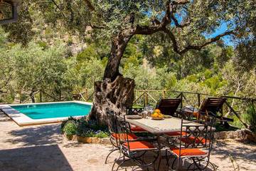 Villa for 2 People in Deià, Serra de Tramuntana, Photo 4