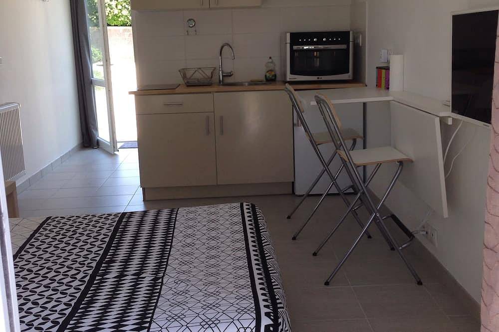Appartement entier, Studio 20M2 centre ville in Landerneau, Région de Brest