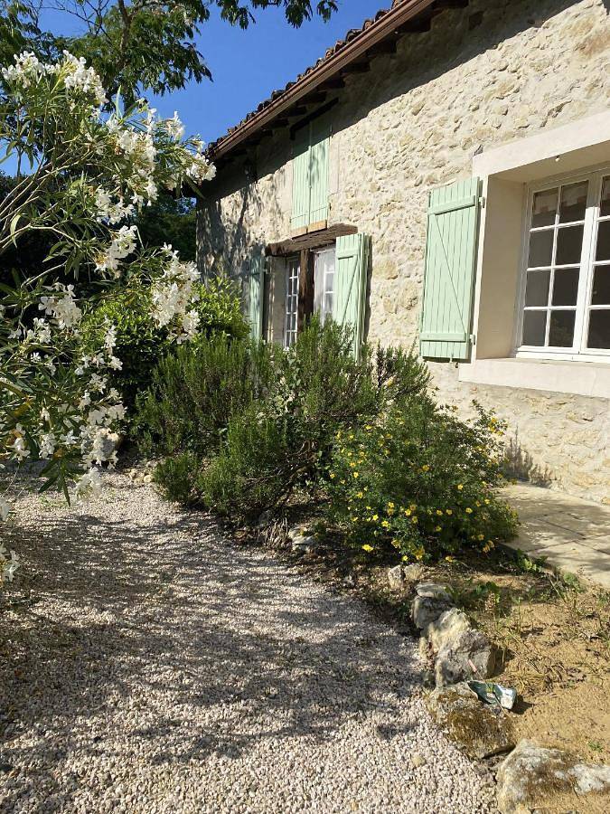 Chambre d’hôte pour 2 personnes, avec Terrasse et Jardin ainsi que Piscine et Vue à Auch - 4