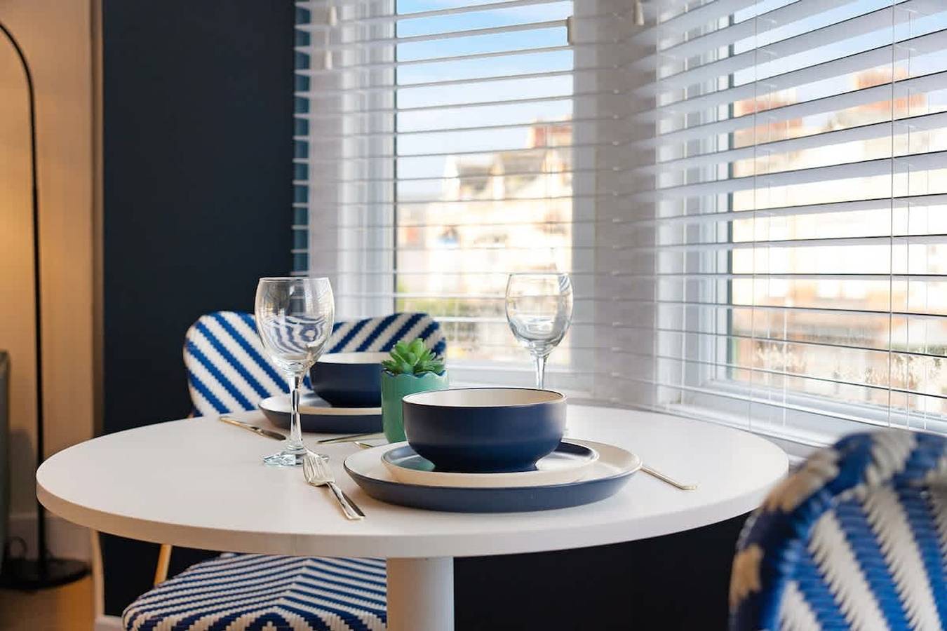 Entire apartment, High-Spec Hartlepool 3Br Apartment   Sleeps 5 by Stay With Us in Hartlepool