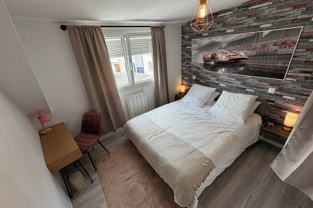 «24H Legend» House 10 People With Private Terrace in Le Mans, Sarthe