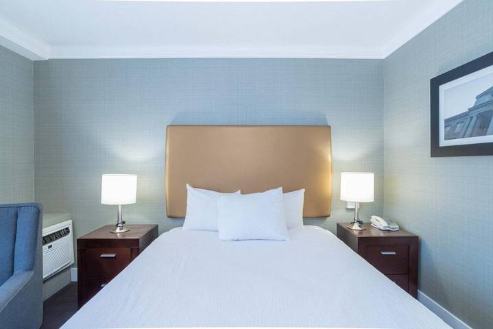 Hôtel pour 4 personnes, avec piscine, animaux acceptés à Vernon - 3