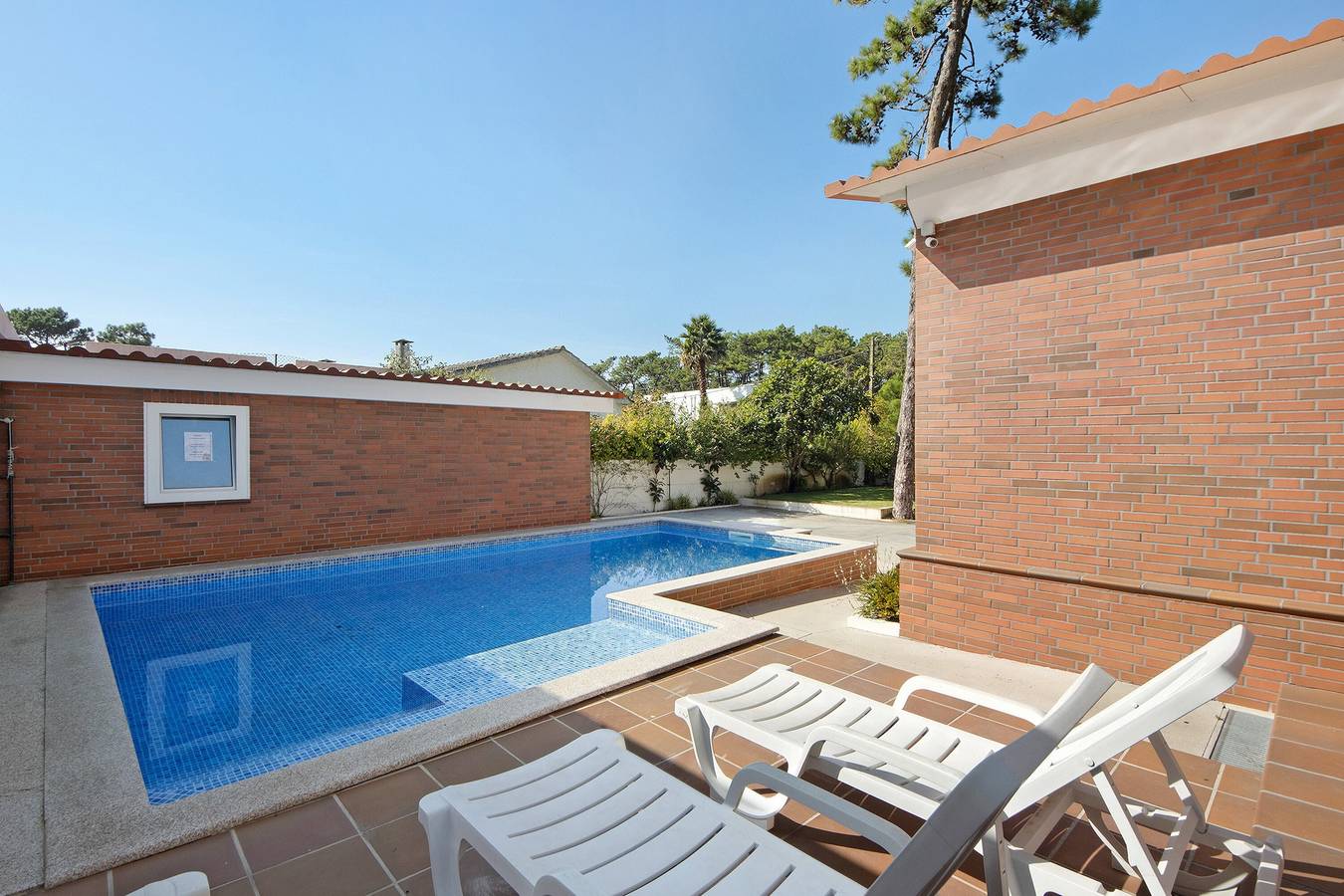 Casa de Férias 'Moradia Pinheiro Manso' com Piscina Privada, Terraço Privado e Wi-Fi in Apúlia, Parque Natural do Litoral Norte