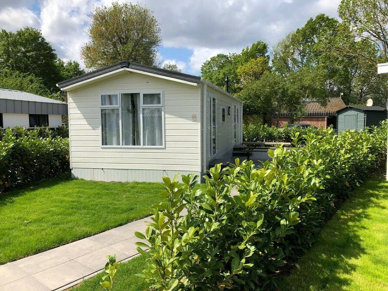 Komfort-Chalet an einem Freizeitsee in IJssel