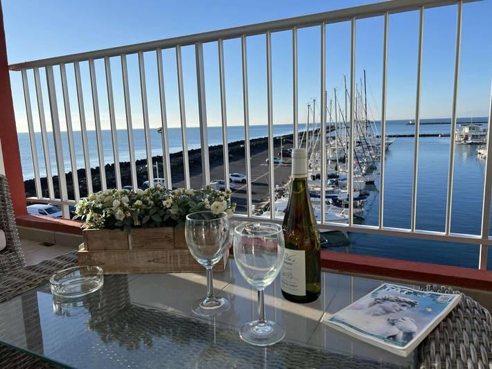Location de vacances pour 6 personnes, avec terrasse au Cap d'Agde