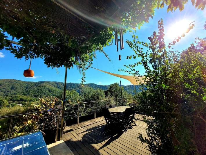 Location de vacances pour 11 personnes, avec Terrasse ainsi que Jardin et Piscine à Collobrières