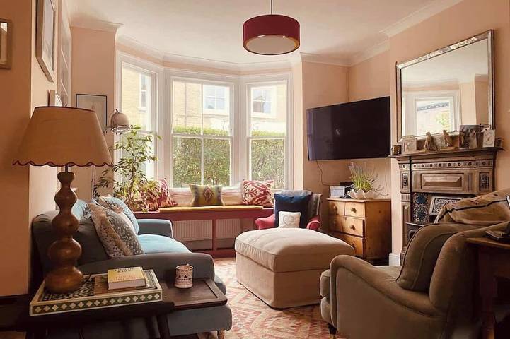 Holiday home for 4 people, with garden and balcony in Hounslow