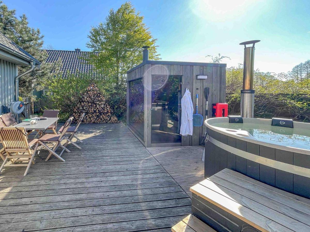 Three-Bedroom House in Rieth am See, Luckow