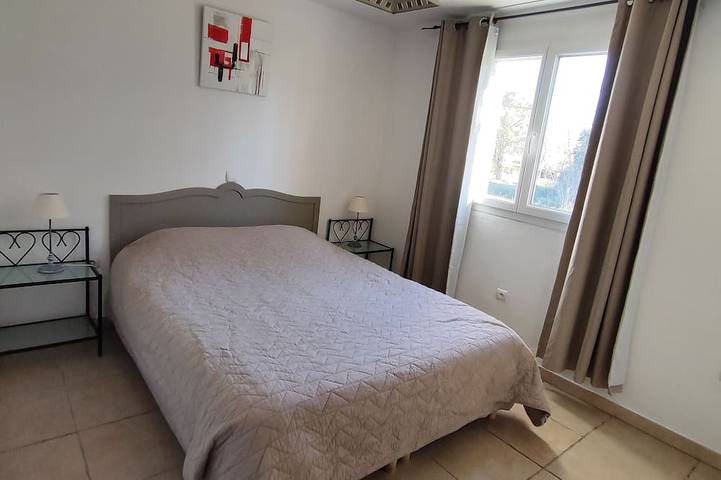 Location de vacances pour 6 personnes, avec jardin à Ventiseri - 3