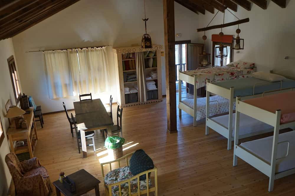 La Senda Tourist Hostel (Las Médulas) in Carucedo, El Bierzo