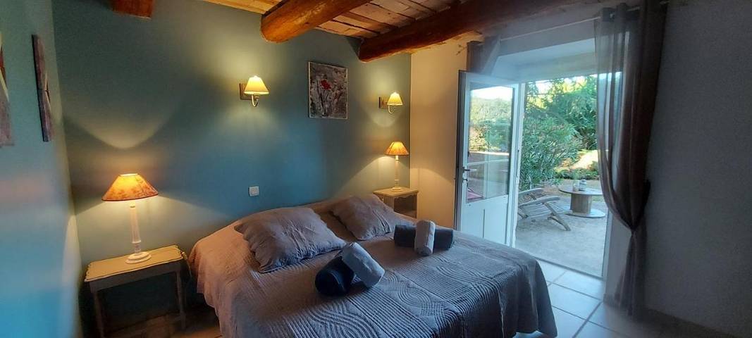 Gîte pour 2 personnes, avec piscine ainsi que jardin et terrasse à Saint-André-d'Olérargues - 3