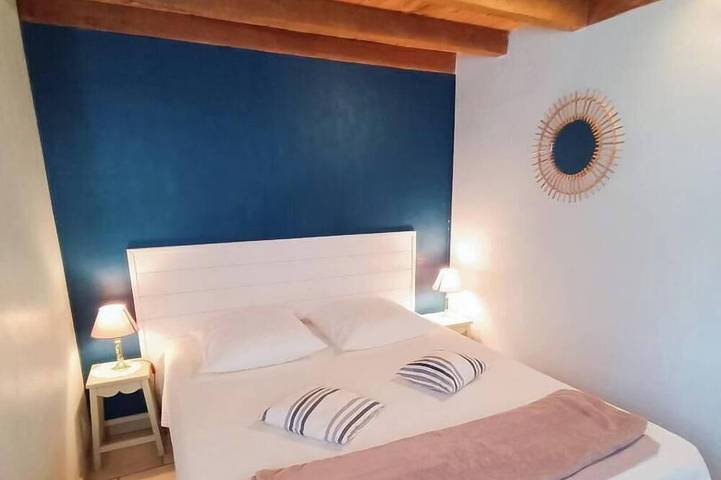 Location de vacances pour 3 personnes, avec piscine et jardin à Vayrac - 3