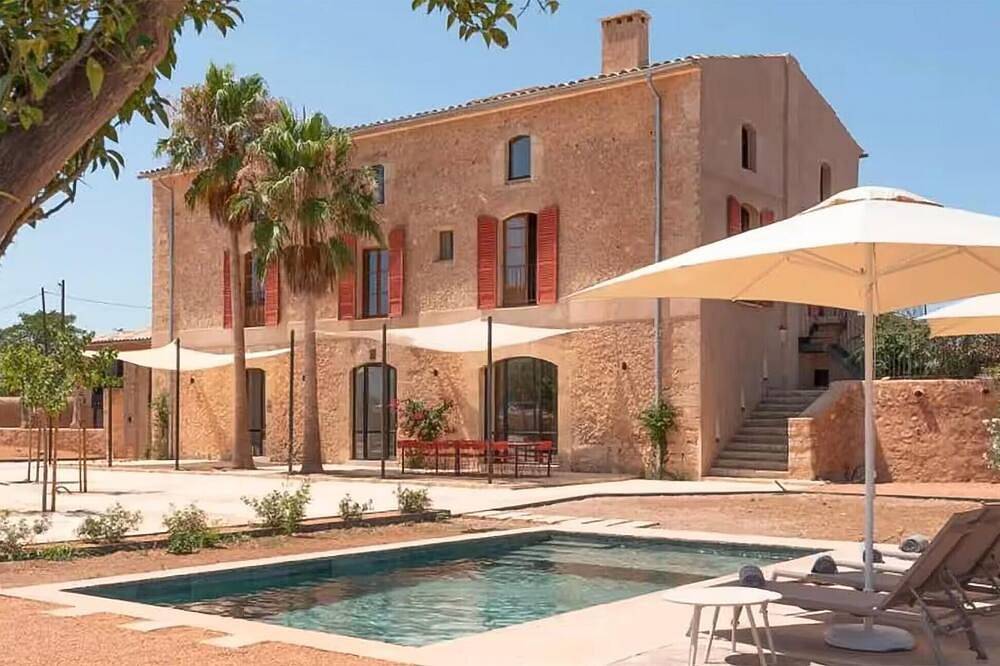Stunning home in Santa Maria in Santa Maria del Cami, Mallorca Inselmitte