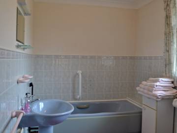 Log Cabin for 2 People in Newchurch (Isle of Wight), Isle of Wight, Photo 4