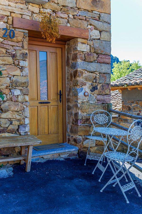 Casa rural para 2 personas, con piscina además de jardín y vistas, Se admiten mascotas en Castilla y León - 3