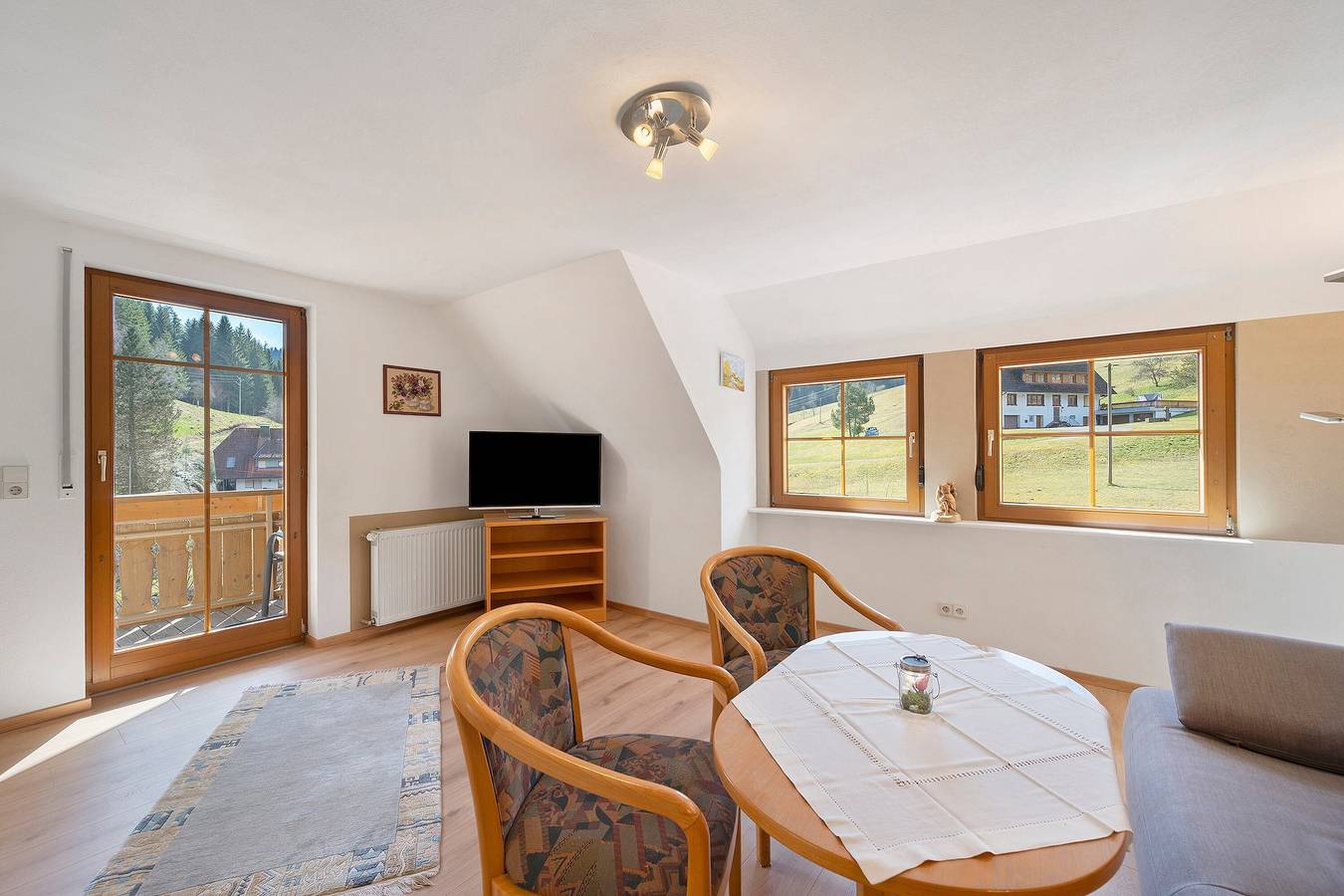 Ganze Wohnung, Ferienwohnung mit separaten Doppelzimmer für bis zu 6 Personen in Bad Rippoldsau-Schapbach, Mittlerer Schwarzwald