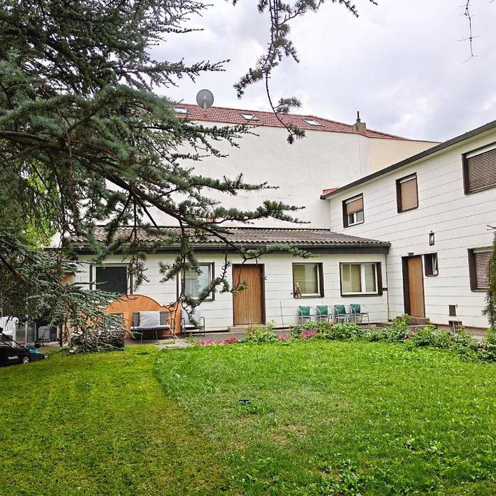 Ferienhaus für 10 Personen, mit Garten in Floridsdorf