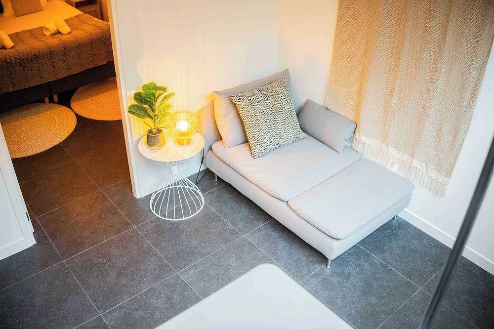 Geheel appartement, Upscale 90m2  Two Bedroom Apartment (Ks-8-B) in Eindhoven, Noord-Brabant