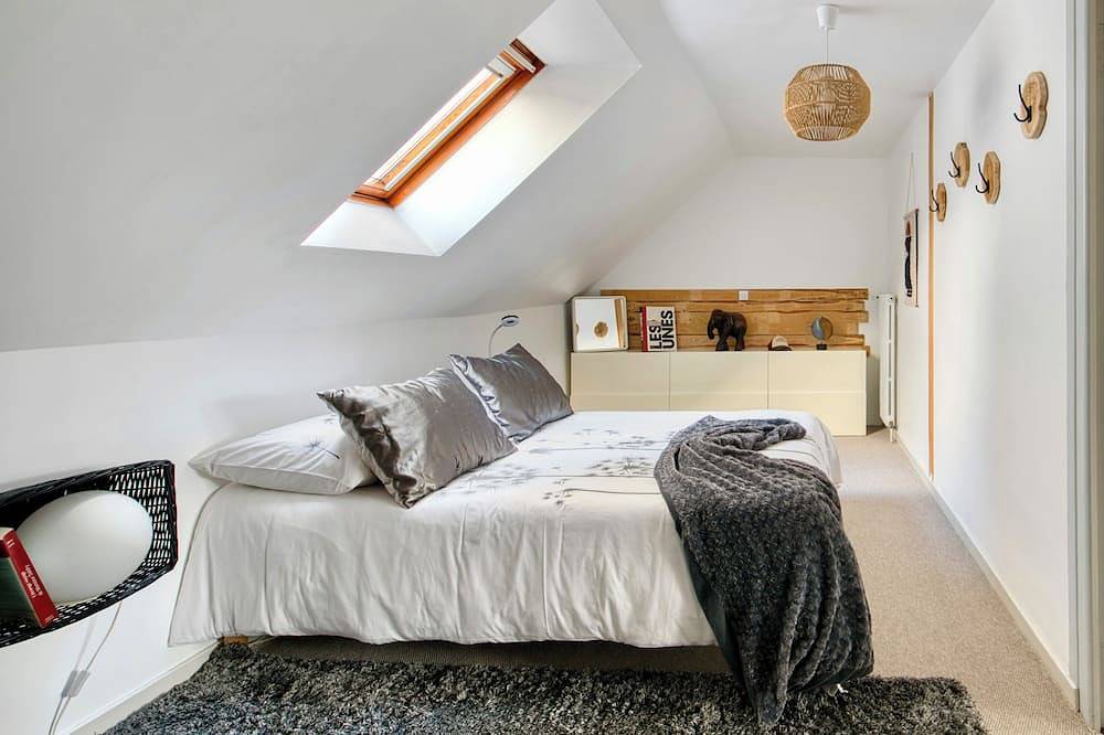 Appartement entier, Le Charmant, appartement chaleureux en centre ville, au calme- chambre séparée in Lannion, Ceinture Dorée