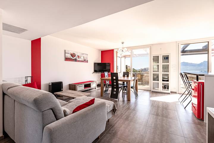 Apartamento entero, Aloes 14 - Avec terrasse de 36 m² in Calvi, Region de Calvi