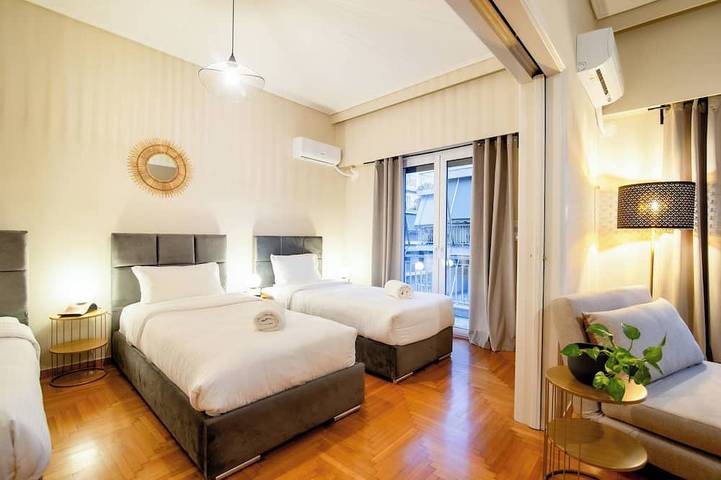 Entire apartment, Families & Groups Acropolis Experiance in Central Section of Athens, Athens