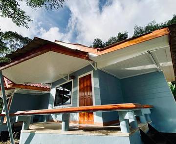 Location de vacances pour 2 personnes, avec vue et terrasse, animaux acceptés dans Klong Prao Beach