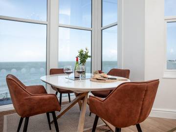Holiday Rental for 6 People in Ilfracombe, Devon, Photo 3