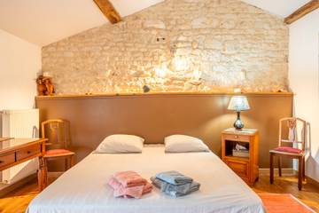 Chambre D’hôte pour 4 Personnes dans Saint-Martin-de-Fraigneau, Fontenay-le-Comte, Photo 3