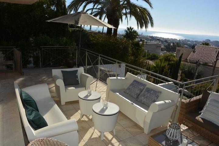 Chalet para 10 personas, con Balcón y Jacuzzi además de Terraza y Jardín en Provincia de Barcelona - 4