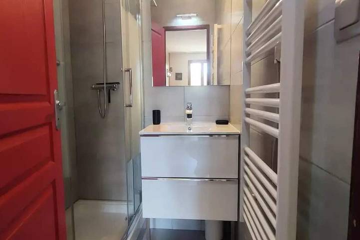 Gîte pour 6 personnes, avec balcon dans Station De Ski Pelvoux Vallouise - 4
