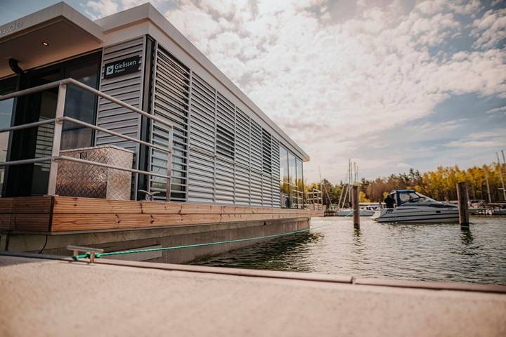 Hausboot für 4 Personen, mit Terrasse und Seeblick am Greifswalder Bodden - 2