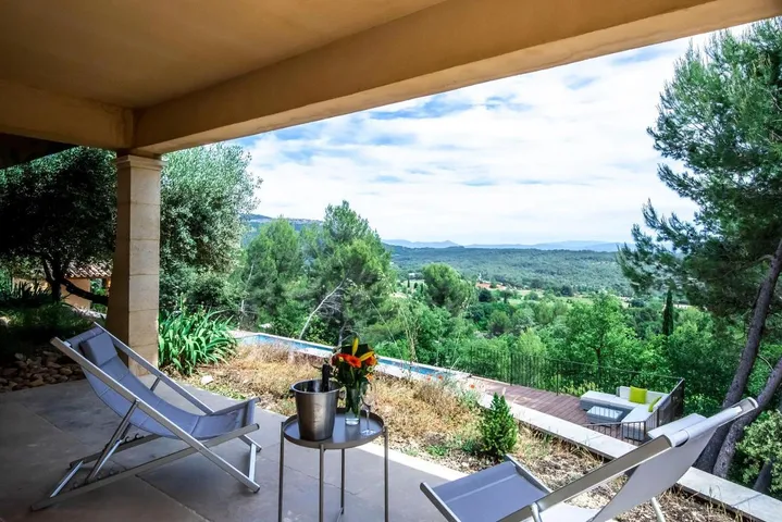 Apartamento de vacaciones para 4 personas, con jardín además de piscina y vistas - 1